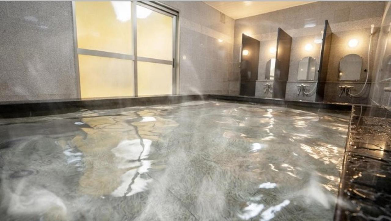 Hotel New Gaea Iizuka Екстер'єр фото