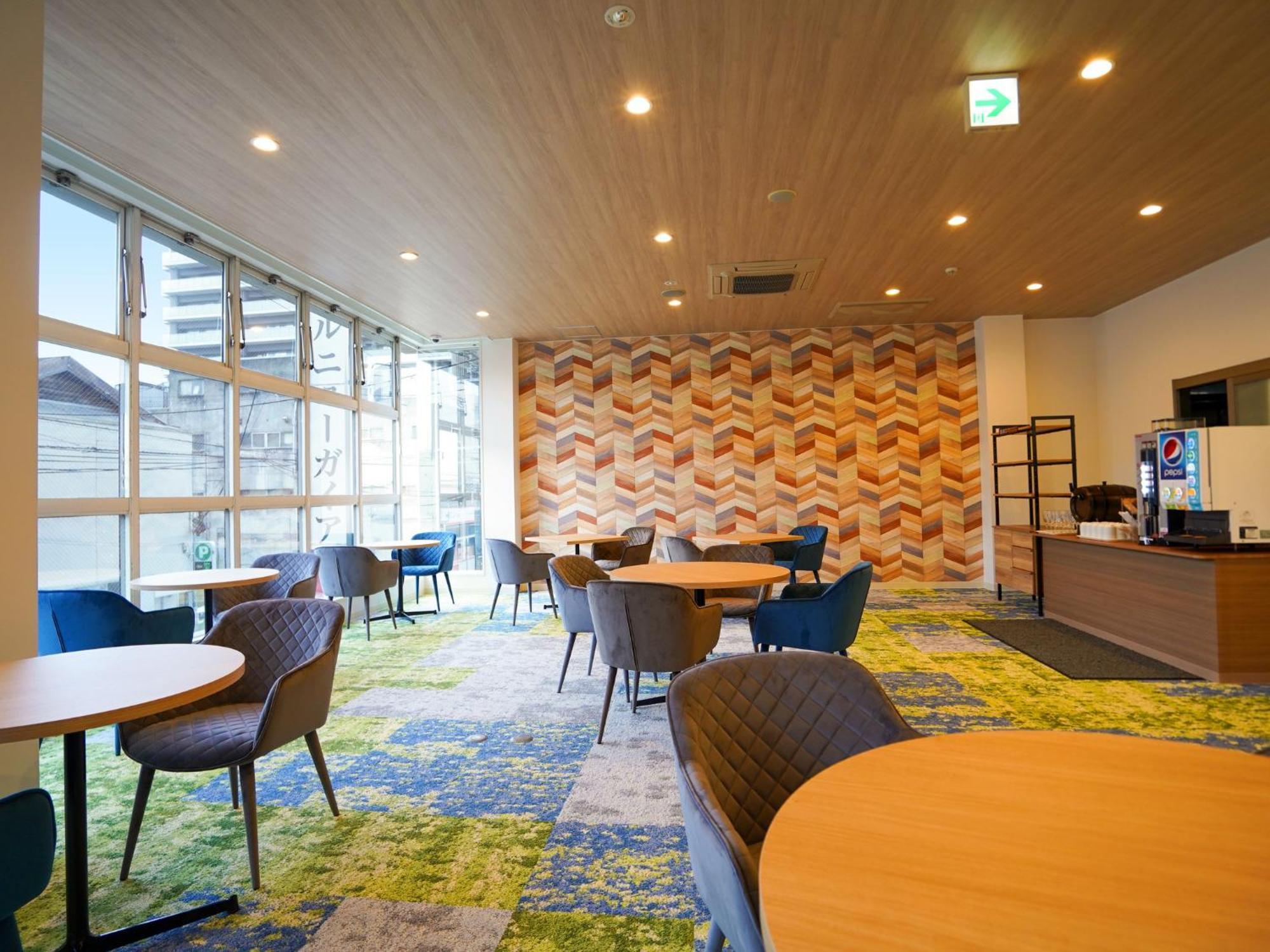Hotel New Gaea Iizuka Екстер'єр фото