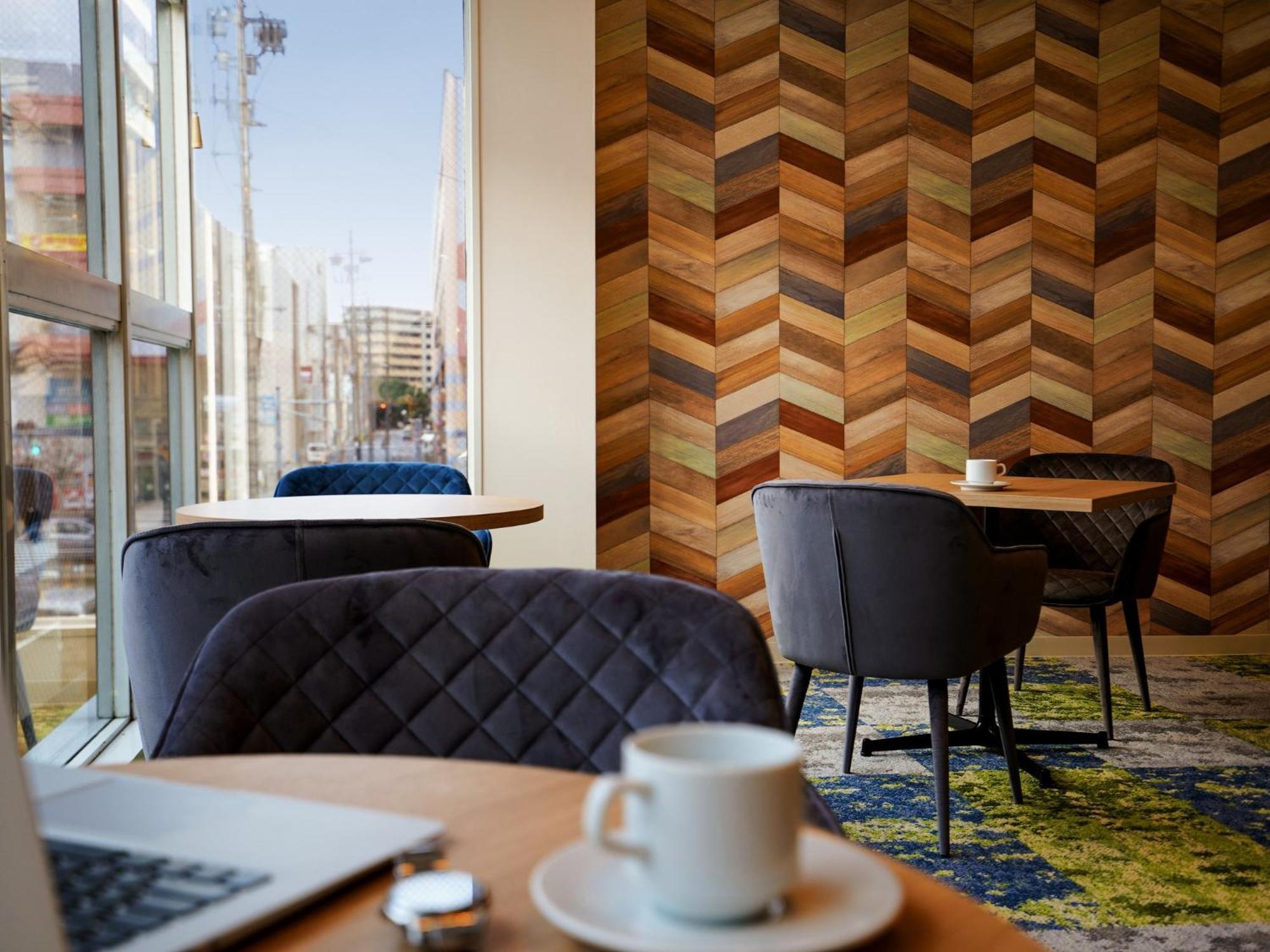 Hotel New Gaea Iizuka Екстер'єр фото