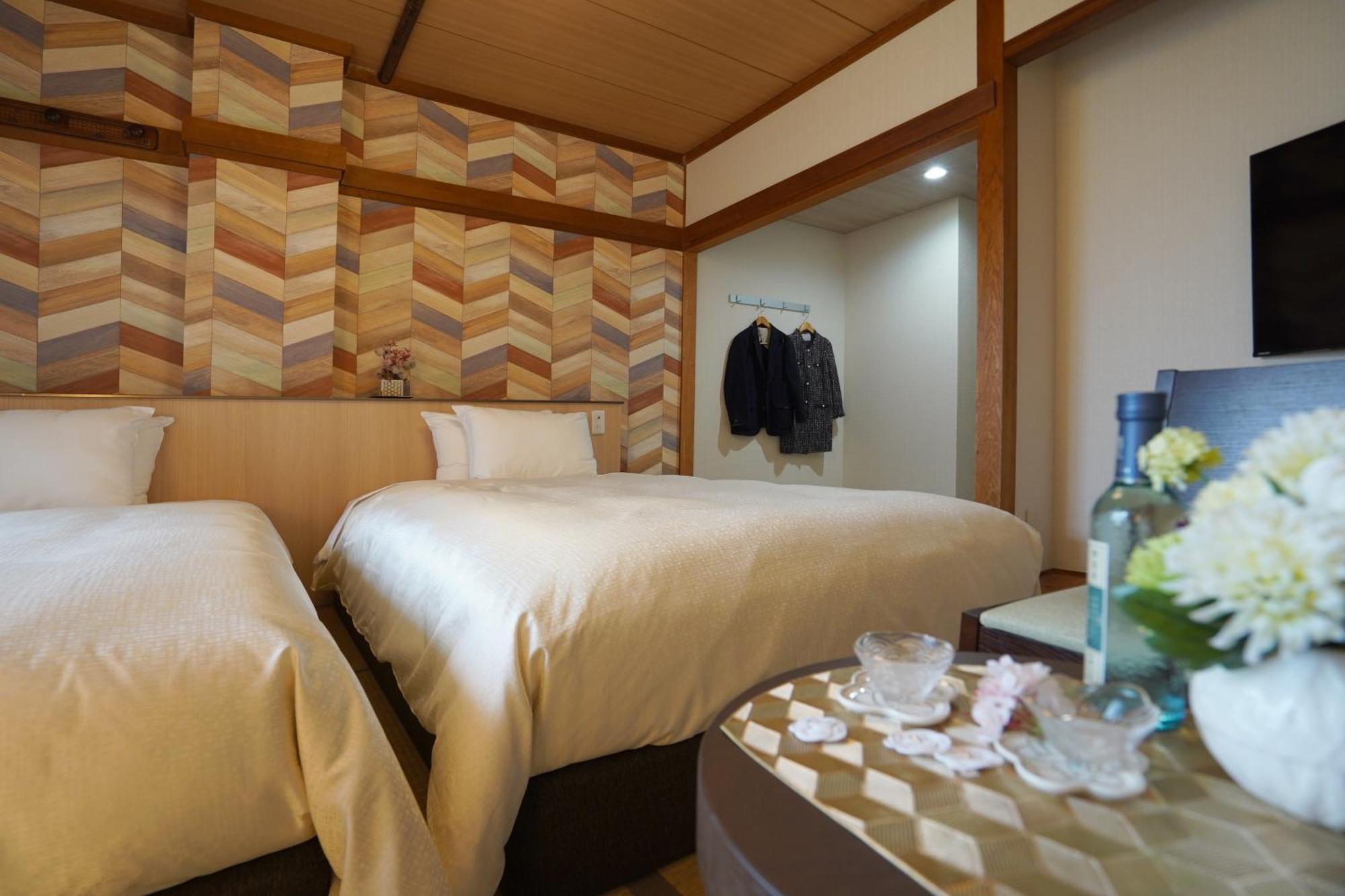 Hotel New Gaea Iizuka Екстер'єр фото